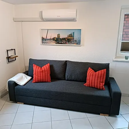 Apartament Schoene 2-zimmer In *